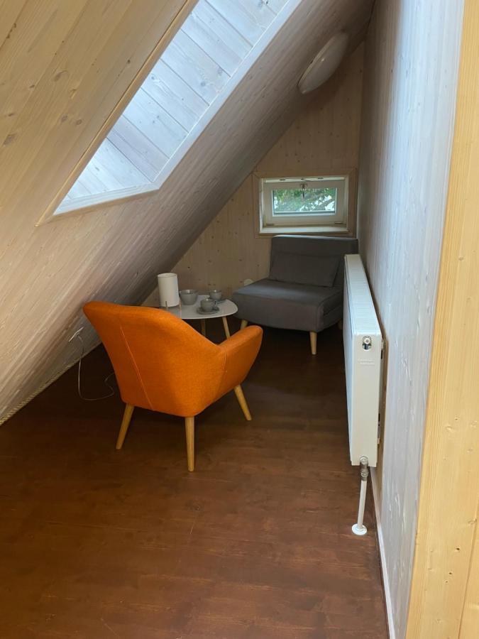 Toila Sadamakapteni Tuba Bagian luar foto
