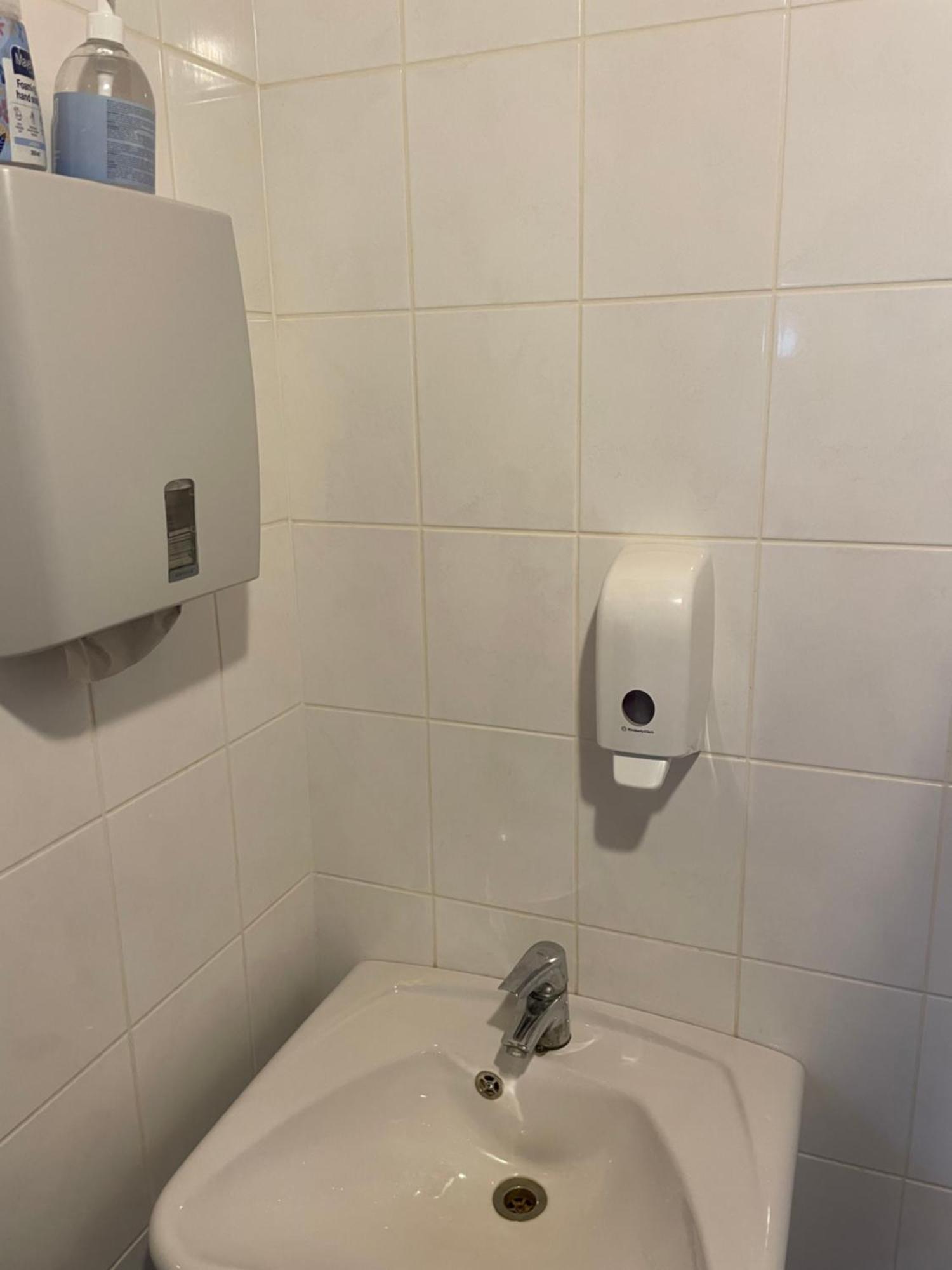 Toila Sadamakapteni Tuba Bagian luar foto